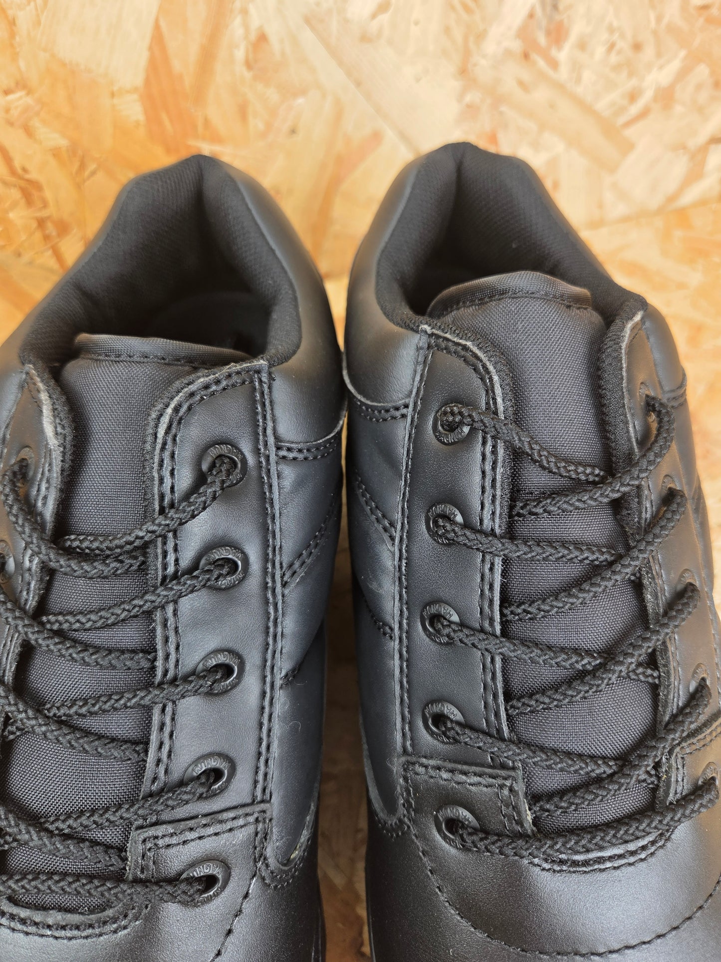 Magnum Royal Mail Leather Safety Shoes - Black Steel Toe