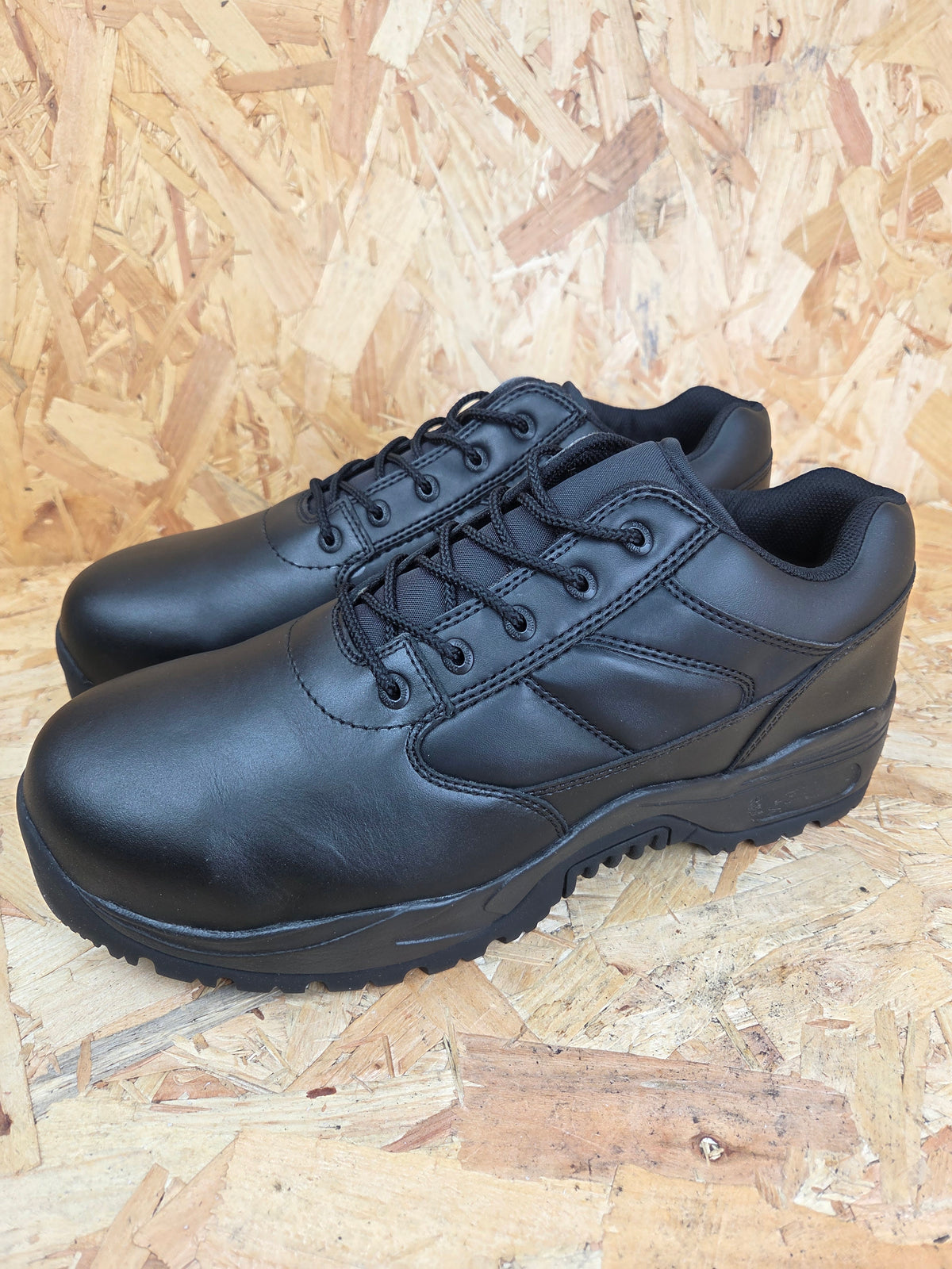 Magnum Royal Mail Leather Safety Shoes - Black Steel Toe
