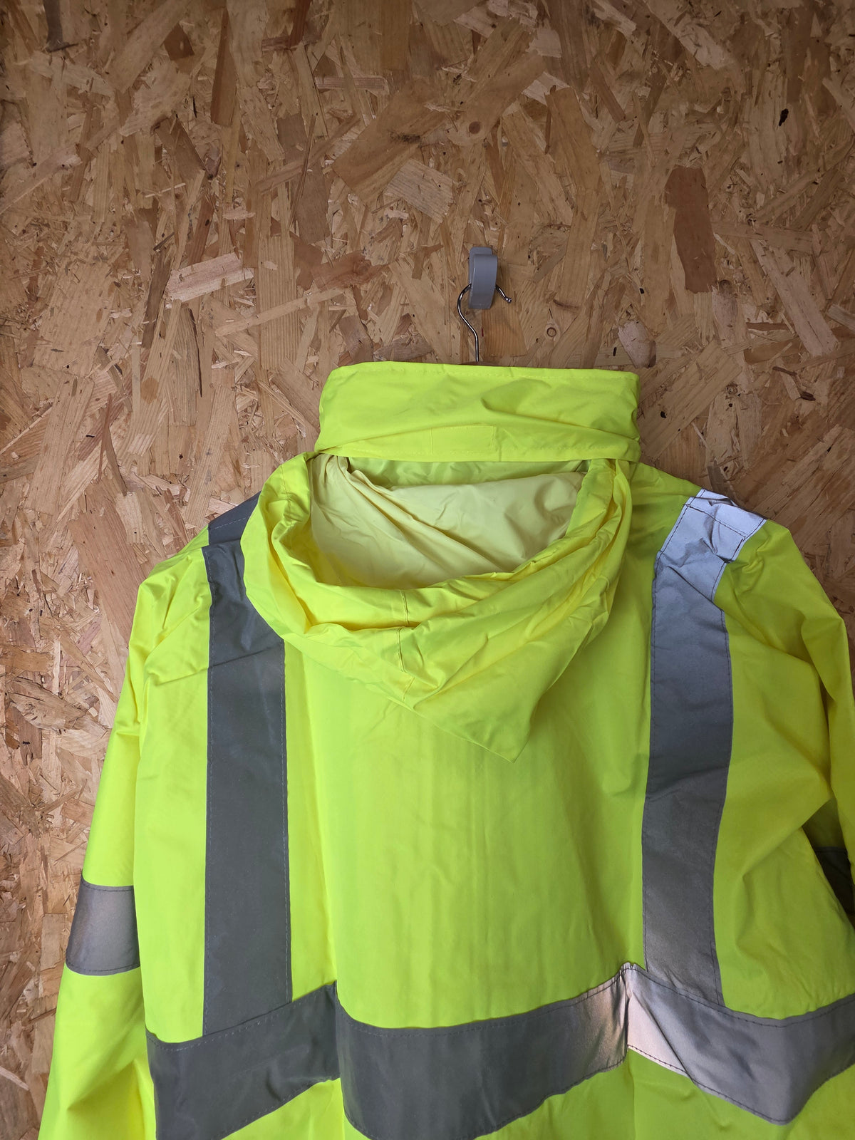 Hi-Vis Waterproof Jacket with Reflective Strips Portwest