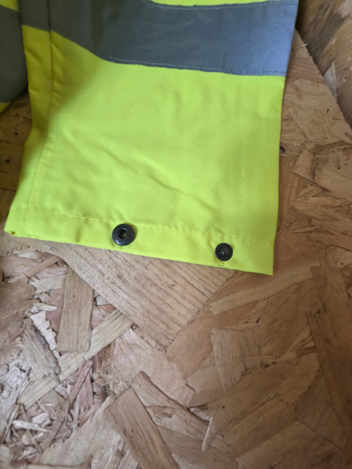 Hi-Vis Waterproof Jacket with Reflective Strips Portwest