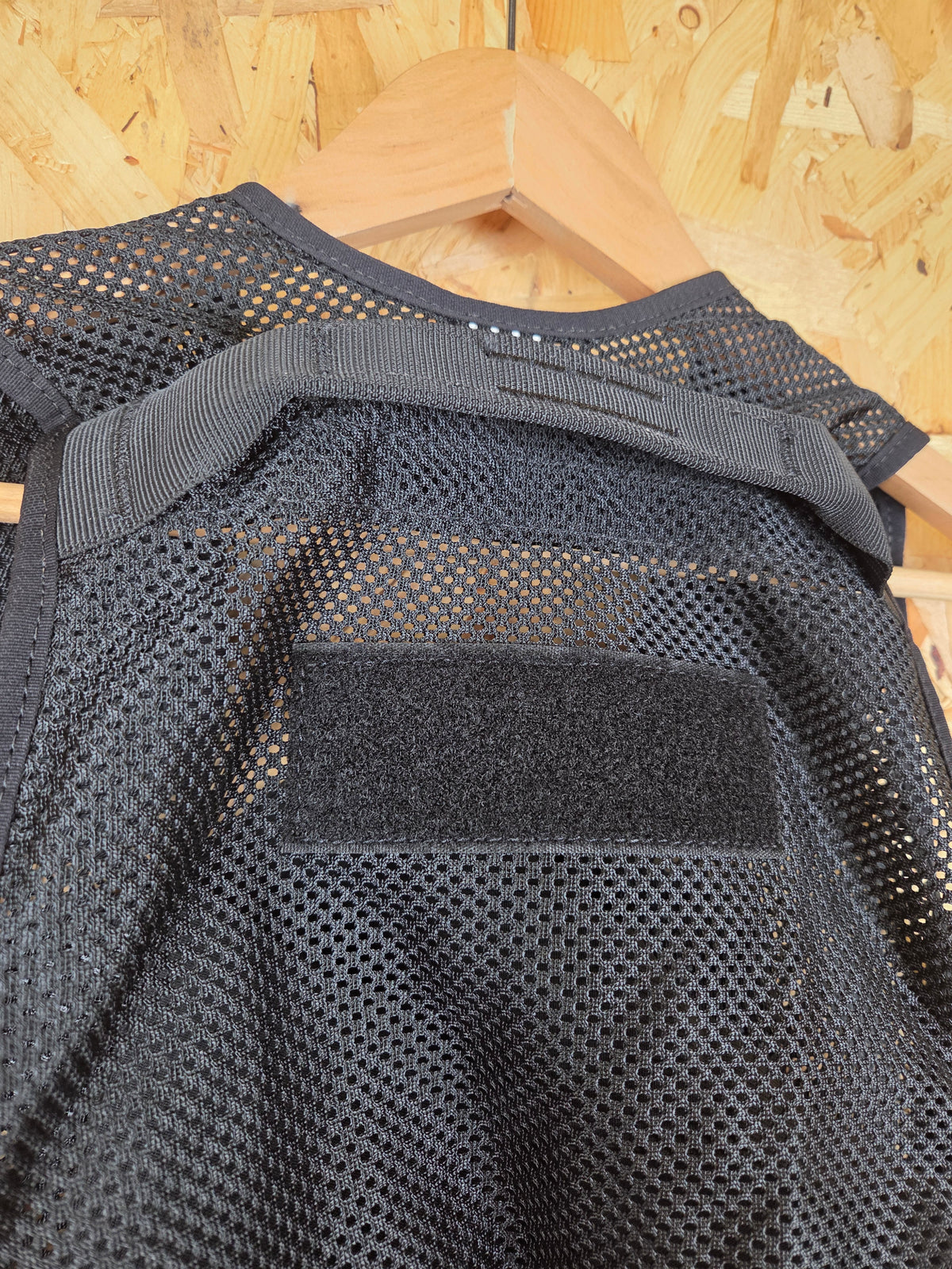 Tactical Vest With Kilickfast Docks - Black