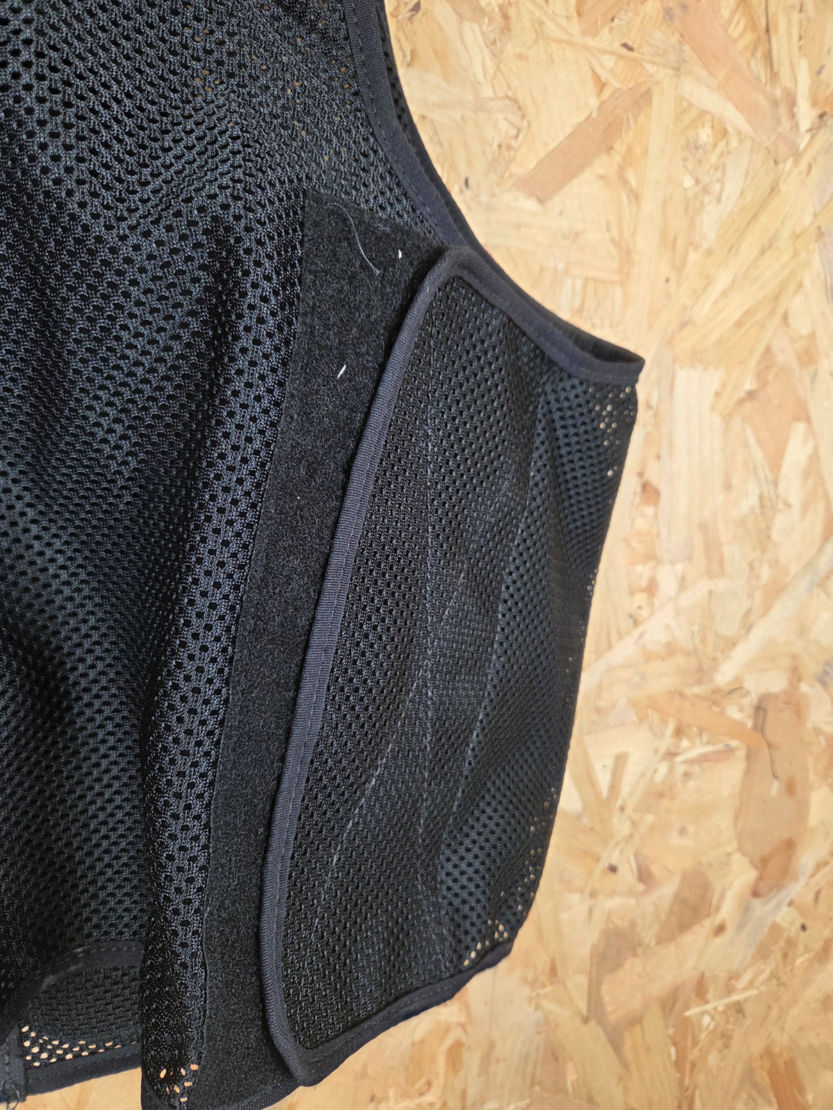 Tactical Vest With Kilickfast Docks - Black