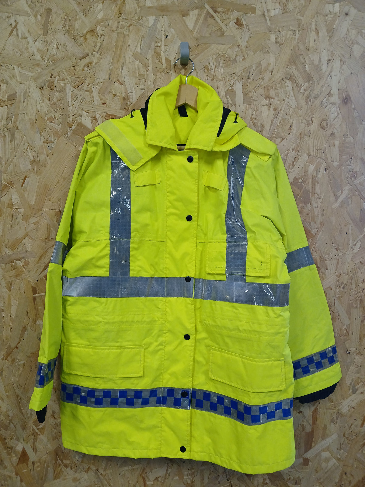 Ilasco British Police Waterproof Jacket - Yellow Hi-Vis Female Small Grade A
