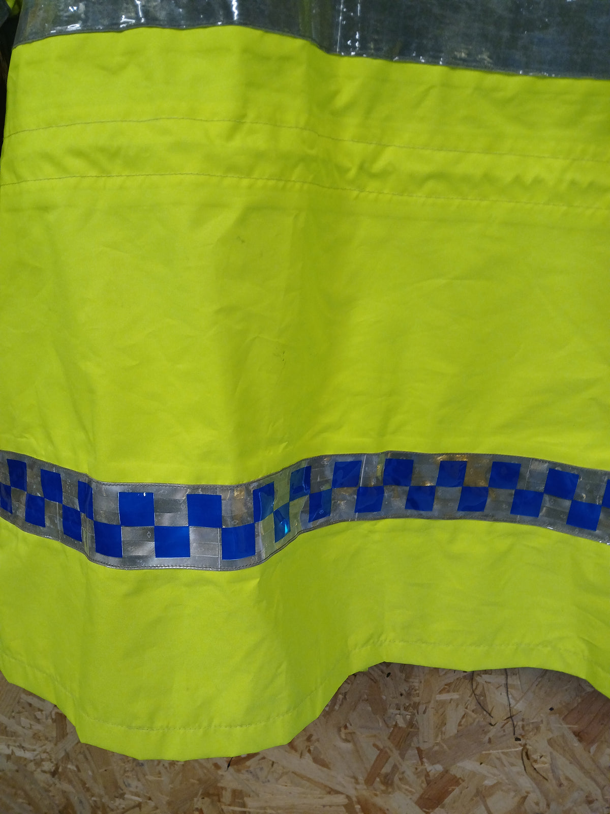 Ilasco British Police Waterproof Jacket - Yellow Hi-Vis Female Small Grade A